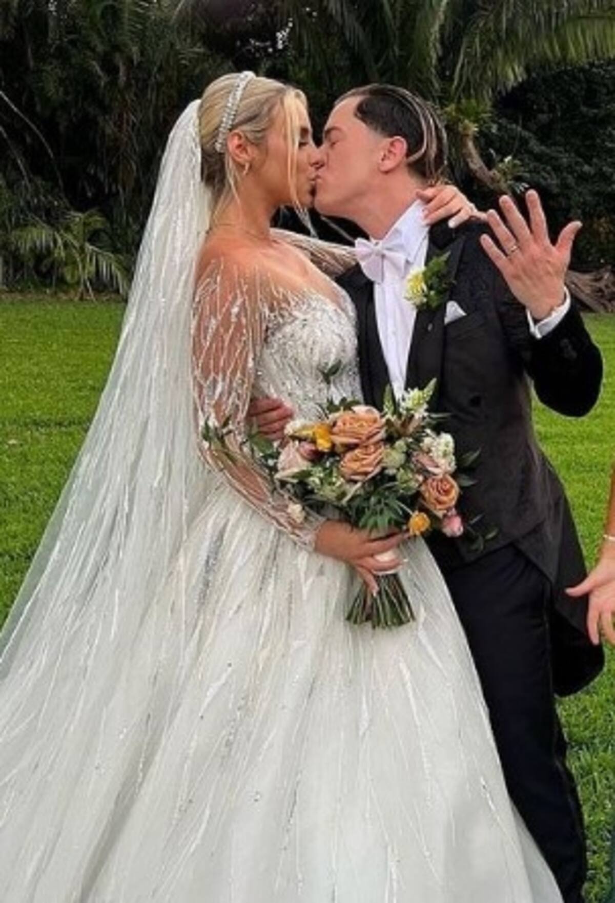 Carlos Ponce se venga con irónico rap de Lele Pons y Guaynaa por no haberlo invitado a la boda - Créditos: Instagram