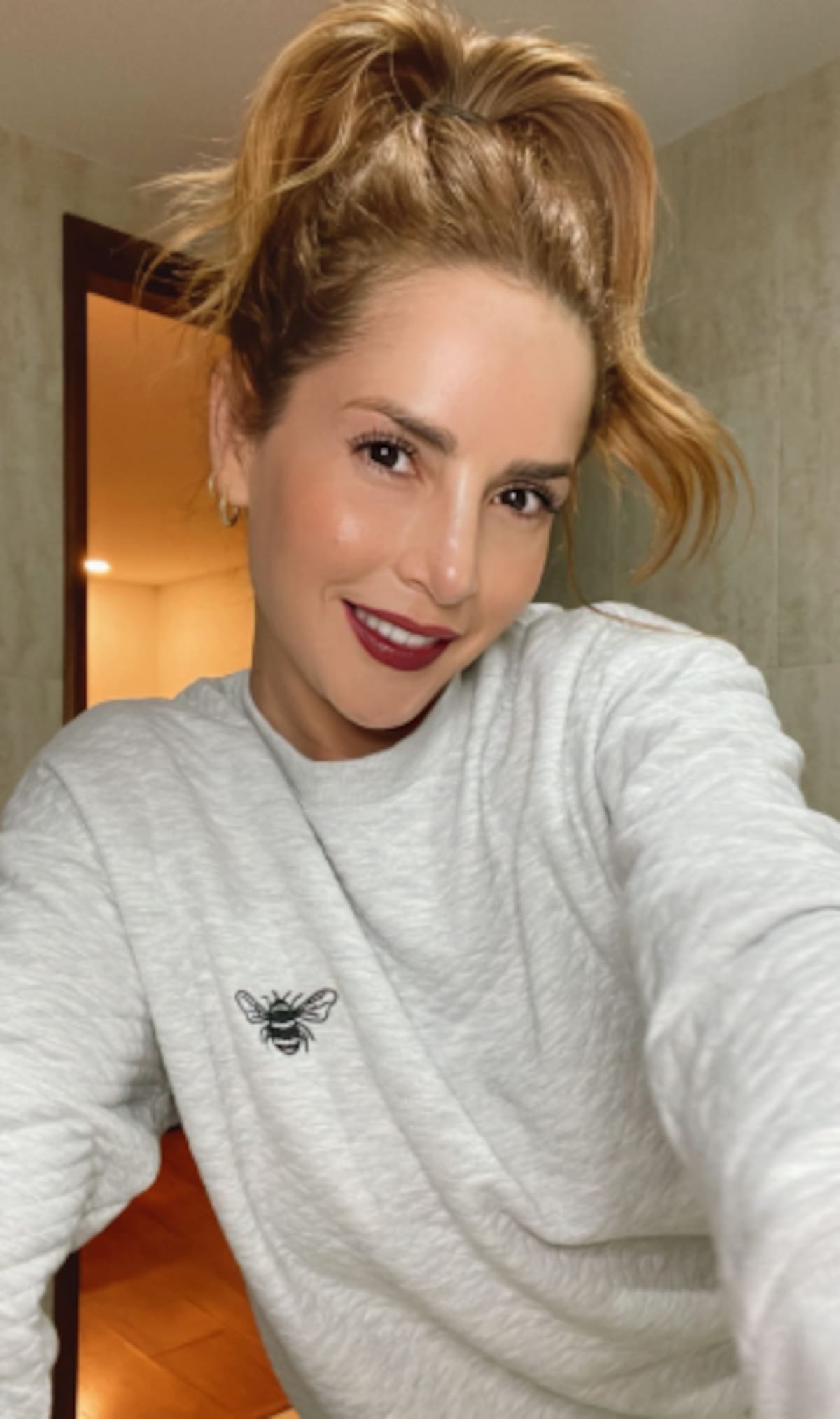 Carmen Villalobos aparece por primera vez con su novio en redes sociales - Créditos: Instagram