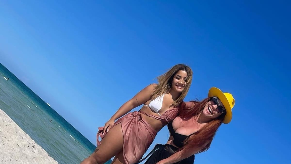 Carolina Sandoval y su hija en la polémica por publicación en redes sociales