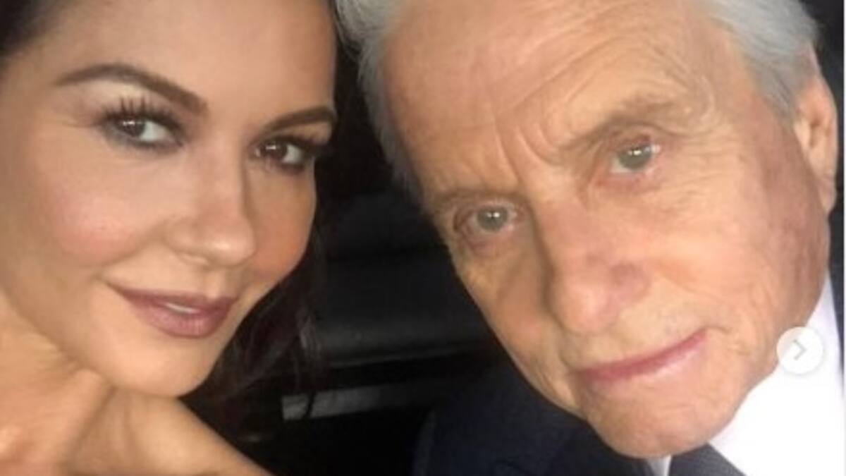 Catherine Zeta-Jones revela cómo baila Michael Douglas música electrónica para festejar San Valentín