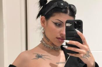 Novia de Christian Nodal desafía censura con incendiarias fotografías