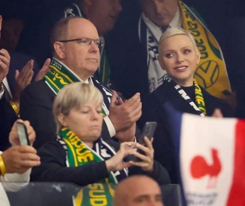 Charlene y Alberto disfrutaron de una tarde de rubgy - Créditos: Instagram