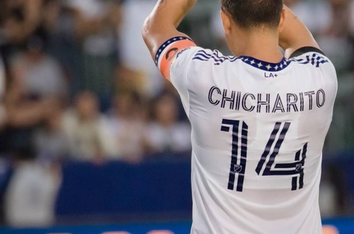 Javier “Chicharito” Hernández es duramente criticado por desplante a un niño