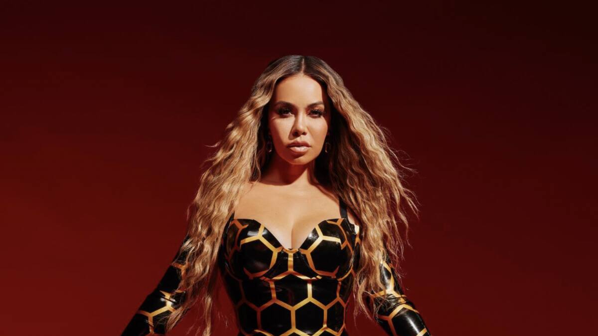 Chiquis Rivera lanza potente indirecta a los hermanos de su mamá Jenni