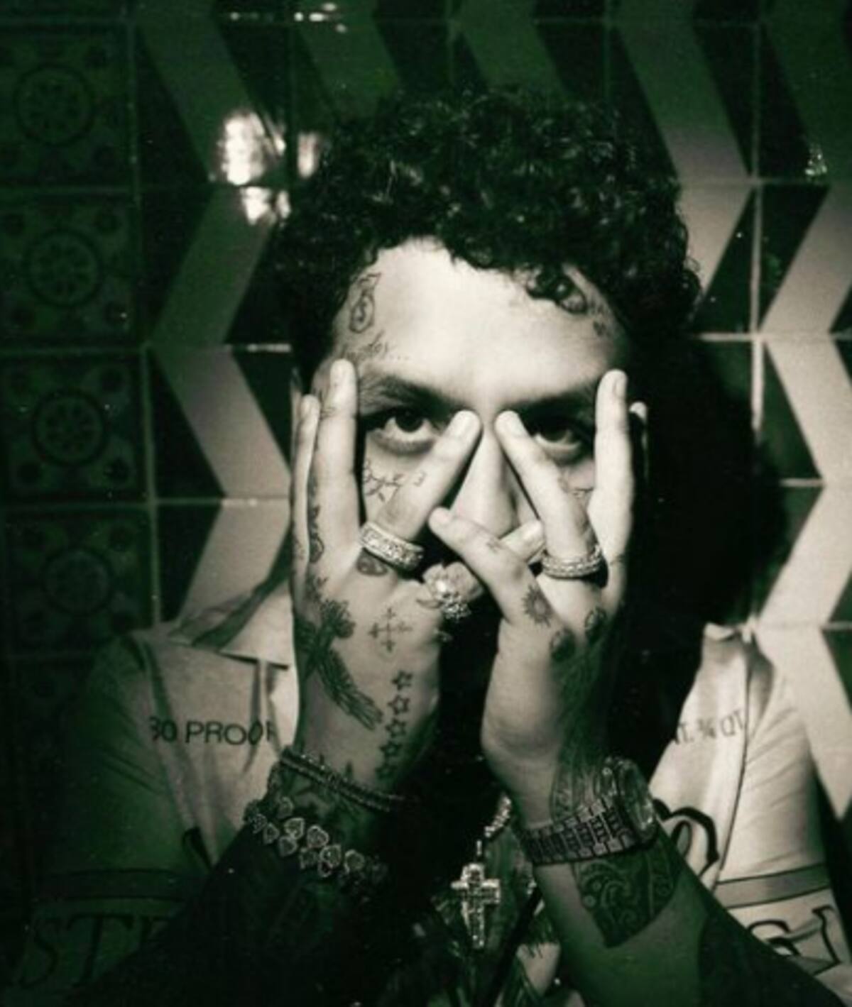 Christian Nodal aclara las especulaciones que se hacen sobre de su vida privada - Créditos: Instagram