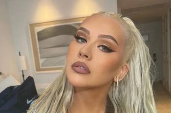 Christina Aguilera fue discriminada en la industria por usar su nombre latino