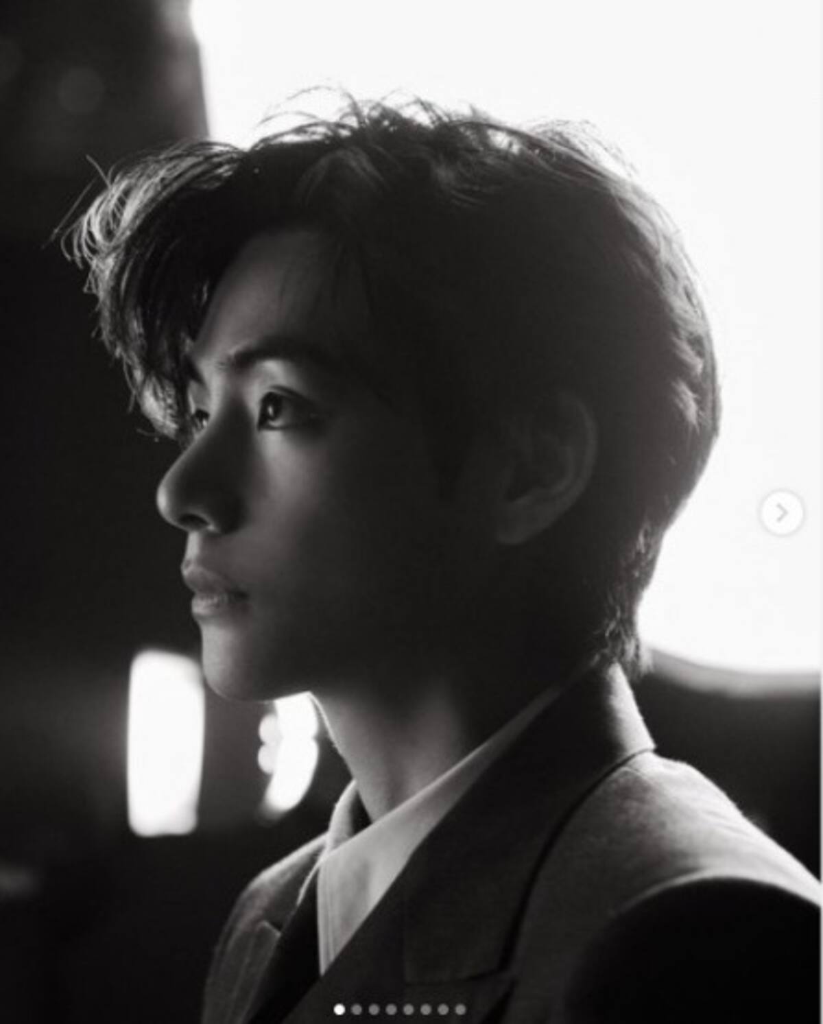 'Christmas Tree' de V se mantiene en las listas de reproducción - Créditos: Instagram