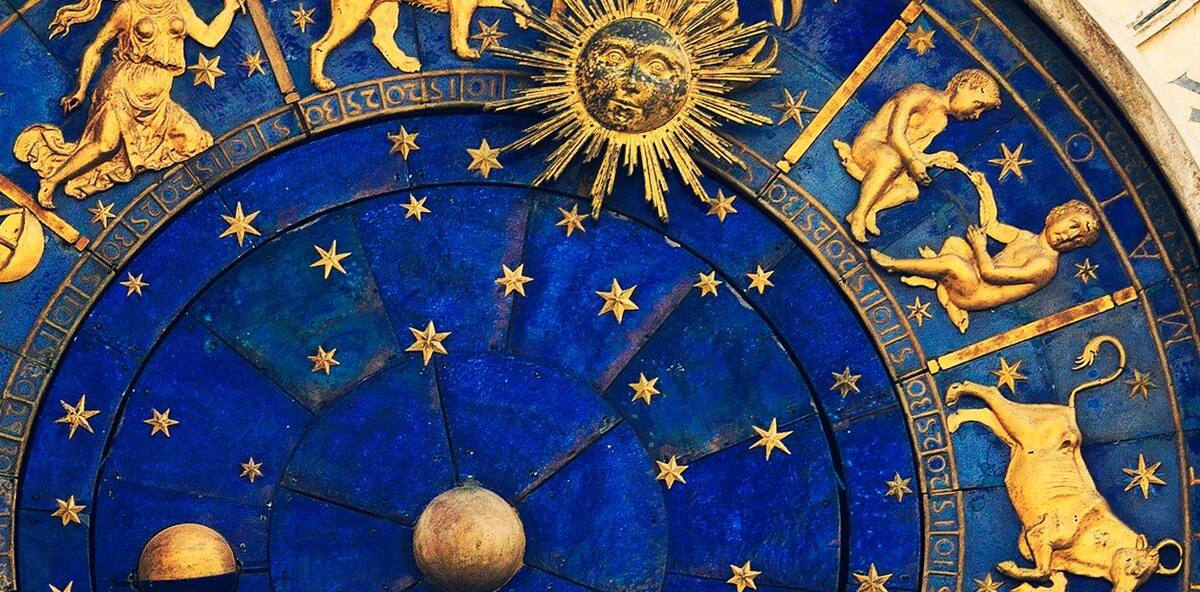 Cinco integrantes del zodiaco vivirán un año cargado de emociones y de cambios debido al movimiento de los astros - Créditos: Twitter