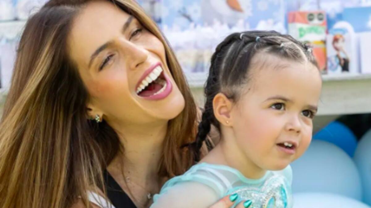Claudia Álvarez se derrite de amor por su hija en su cumpleaños número 3