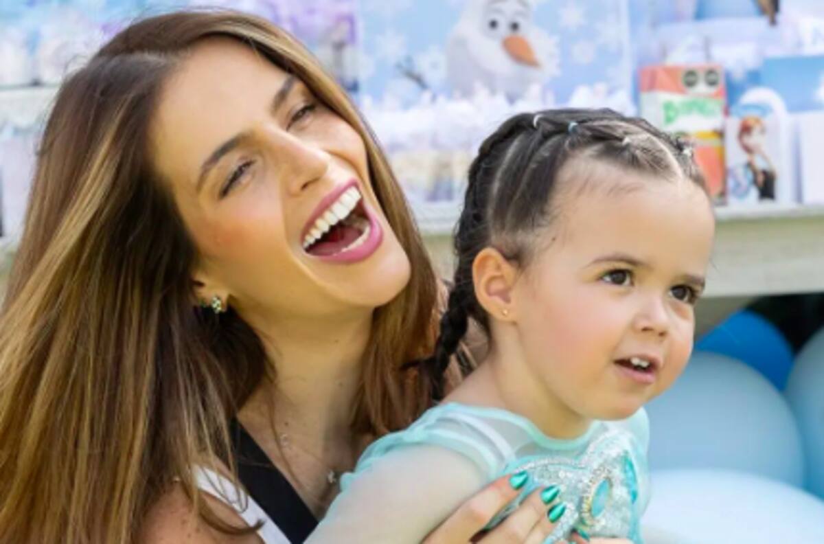 Claudia Álvarez se derrite de amor por su hija en su cumpleaños número 3