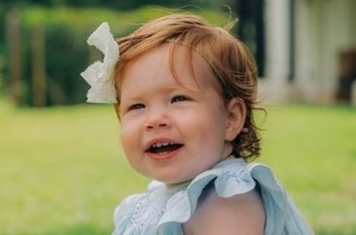 Lilibet tuvo un pastel de cumpleaños que contenía una planta medicinal