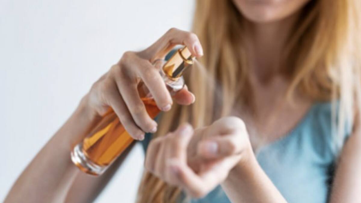 Cómo hacer que el perfume te dure todo el día - Créditos: Instagram