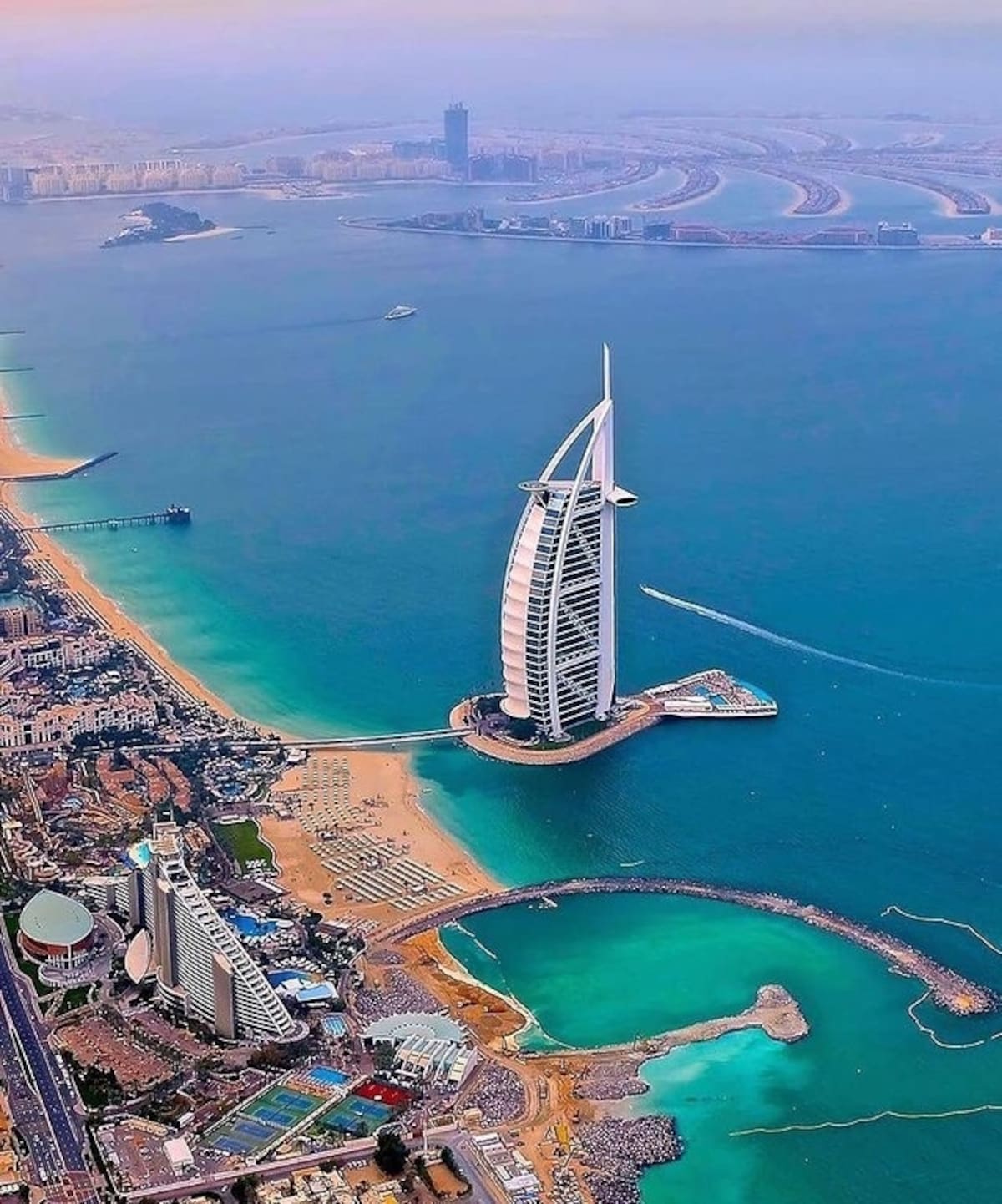 Conoce el hotel más lujoso del mundo ubicado en Dubai - Créditos: Instagram: @travelfinder_