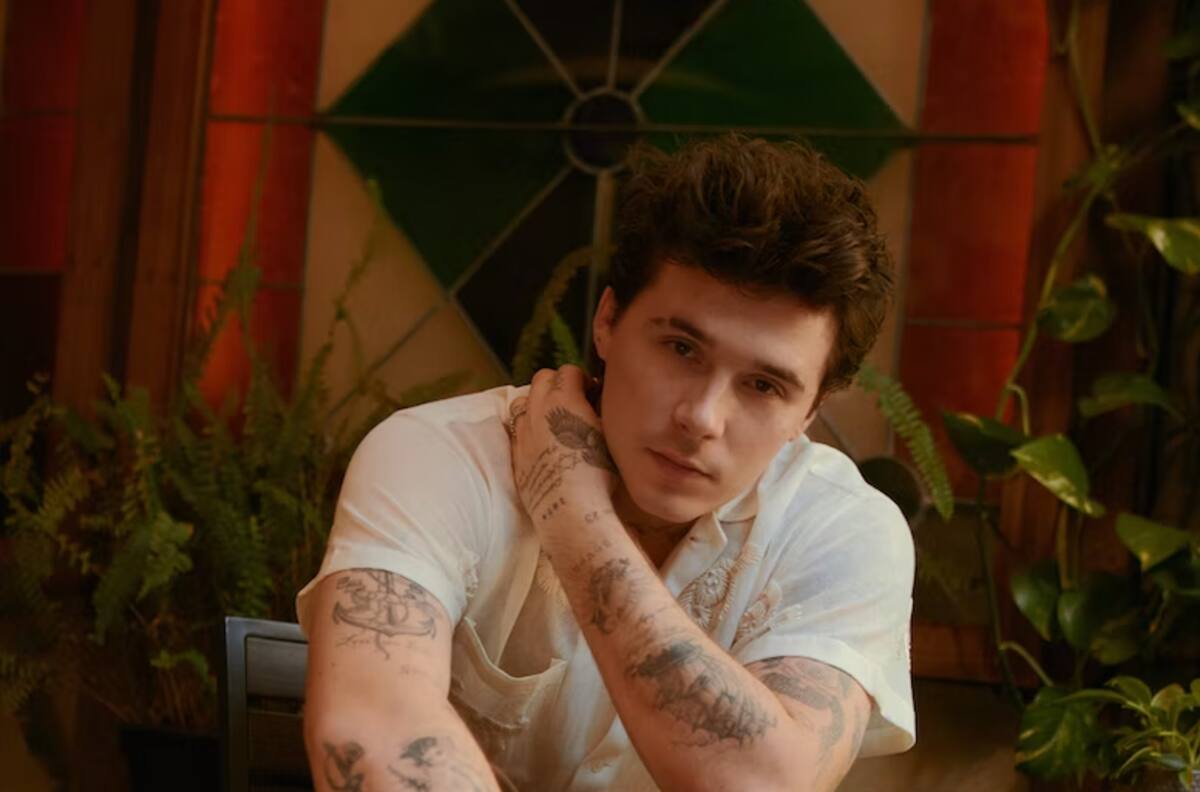 Brooklyn pasará Año Nuevo lejos de Victoria y David Beckham, y en una playa mexicana