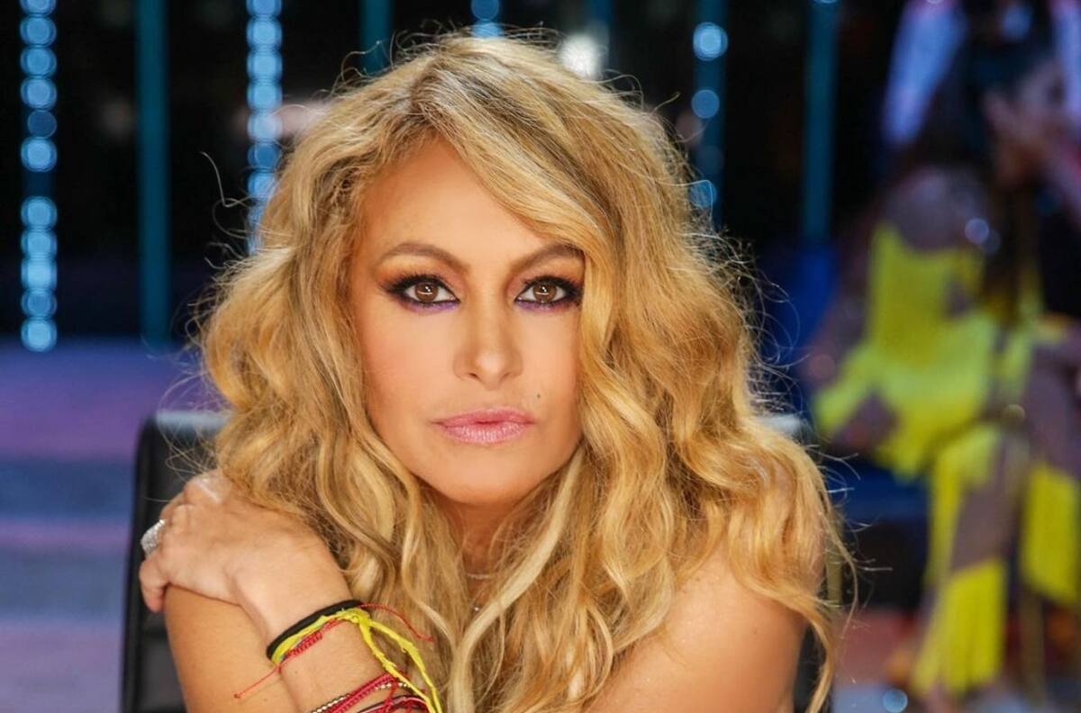 Paulina Rubio reaparece con importante anuncio tras escándalo en la playa
