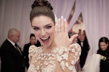 Así es la millonaria y lujosa argolla matrimonial de Nadia Ferreira