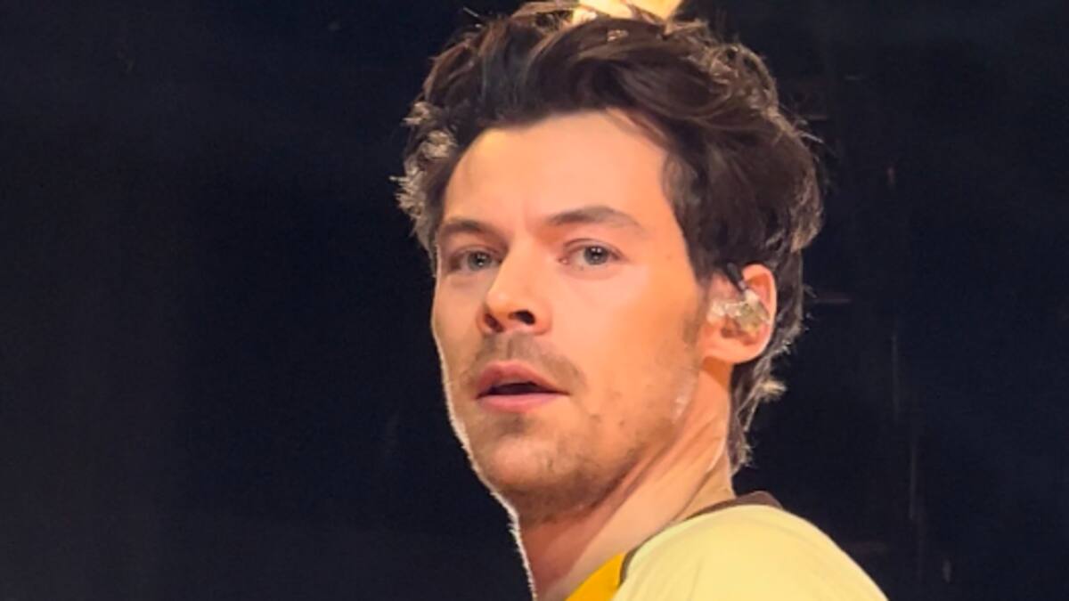 Harry Styles sufre bochorno en pleno concierto por culpa de sus pantalones ajustados