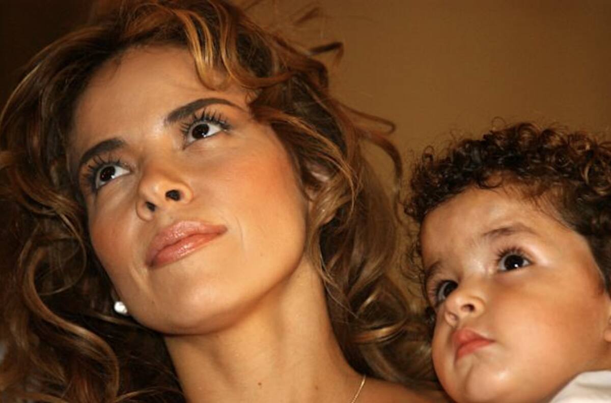 El hijo de Gloria Trevi, a quien tuvo en la cárcel a los 21 años, se ve como su hermano
