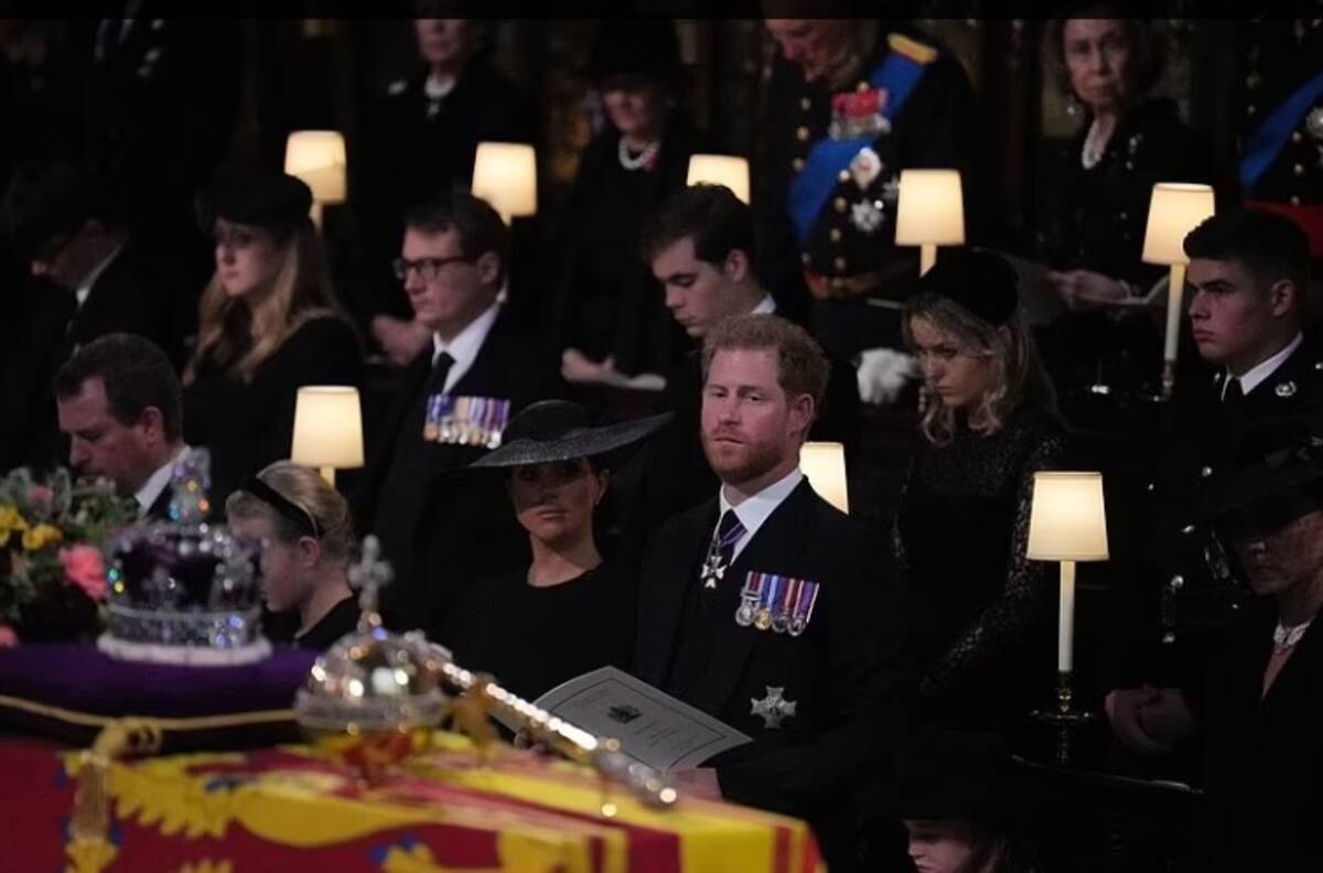 El gesto con una vara que dio por terminado el reinado de Isabel II