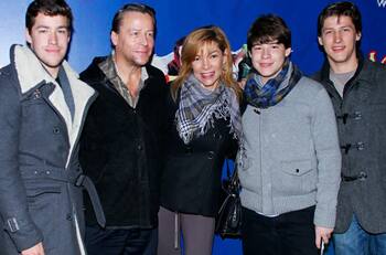 Hijos de Alfredo Adame no se han comunicado con él tras golpiza y su ex esposa explica por qué