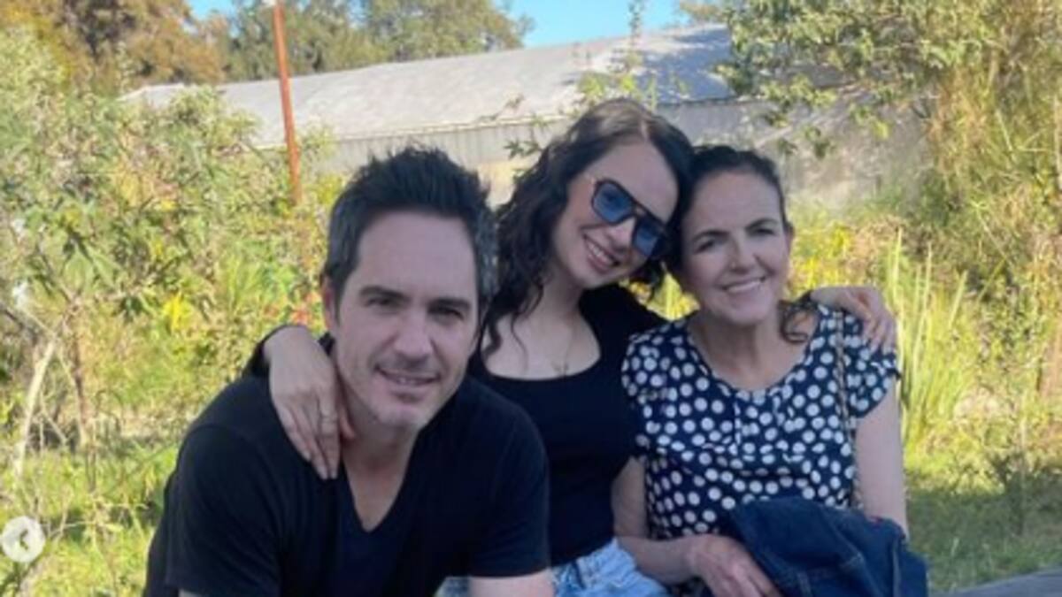 Mauricio Ochmann confirmó que sí existe una "tercera en discordia" en su noviazgo