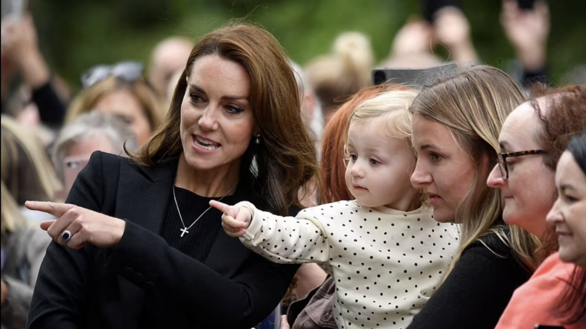 Príncipe William hace una confesión muy personal a una mujer a las afueras de Sandringham