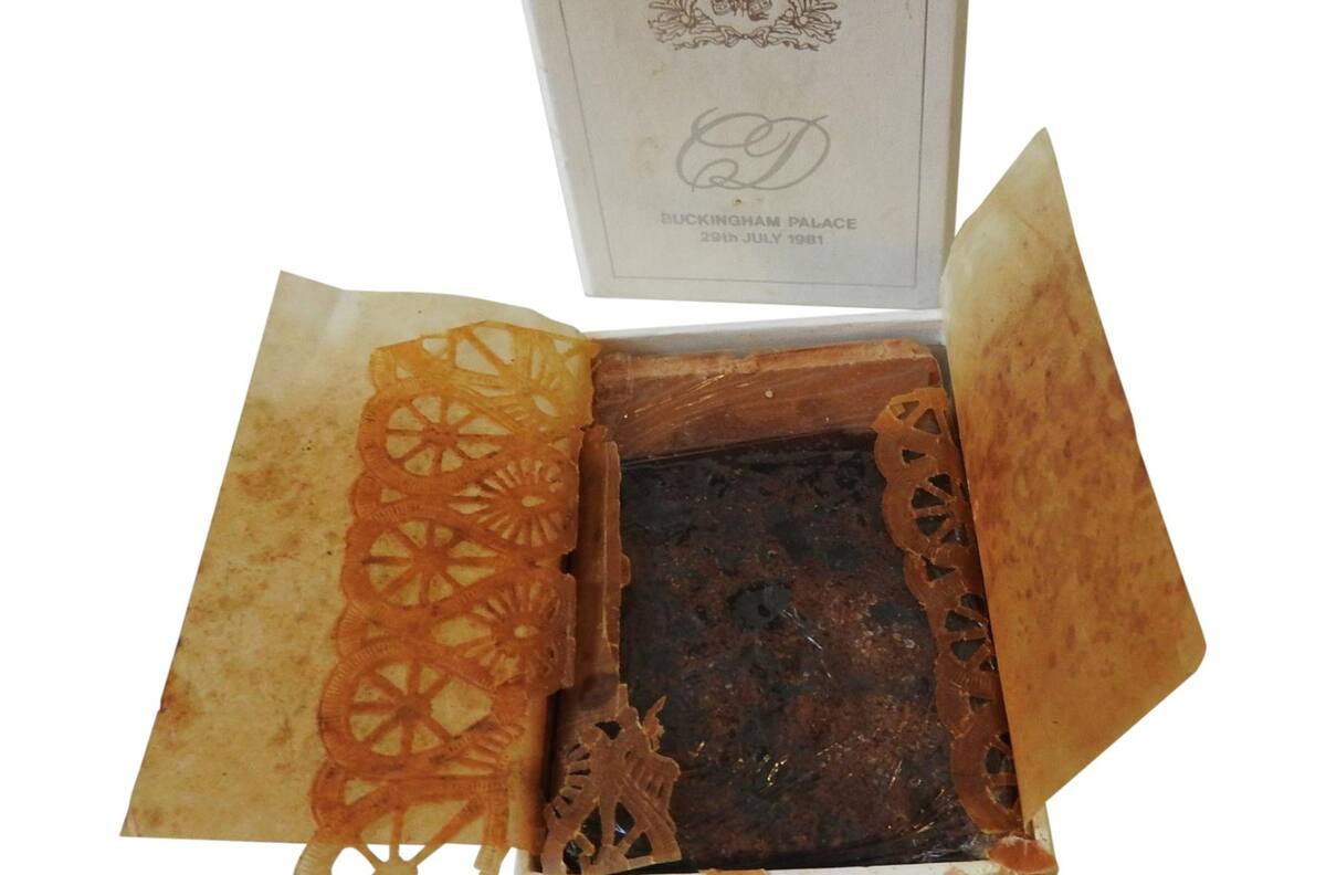 Rebanada del pastel de bodas de Lady Di y Carlos está en subasta