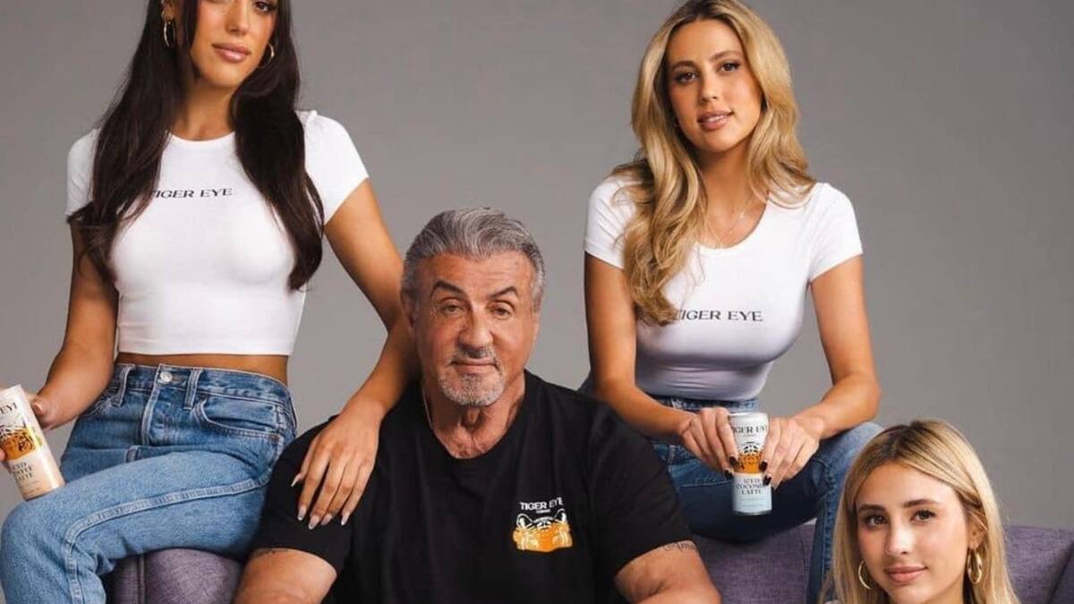 Sylvester Stallone empecinado en que sus tres hijas sean las nuevas Kardashian