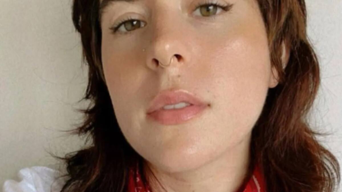 La enigmática hija de Tom Cruise y Nicole Kidman estrena radical cambio de look