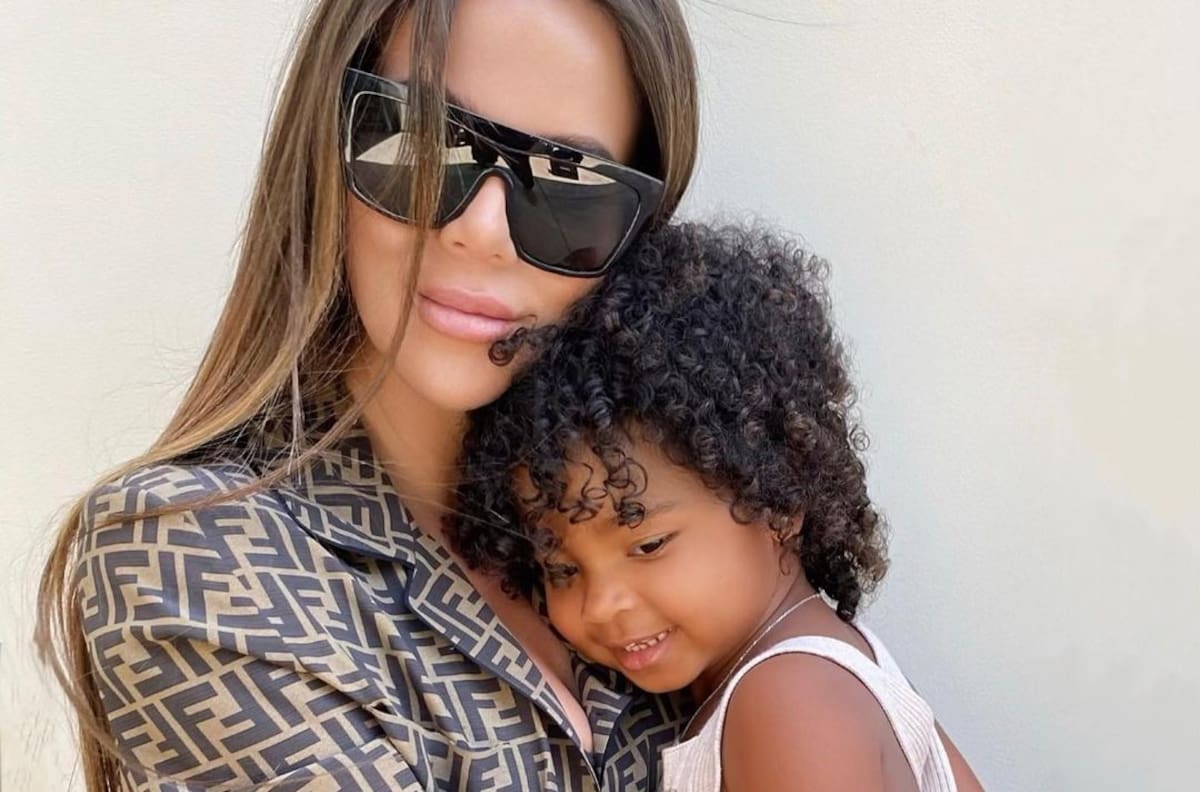 Khloé Kardashian informa sobre su salud tras dar positivo por segunda vez a Covid-19