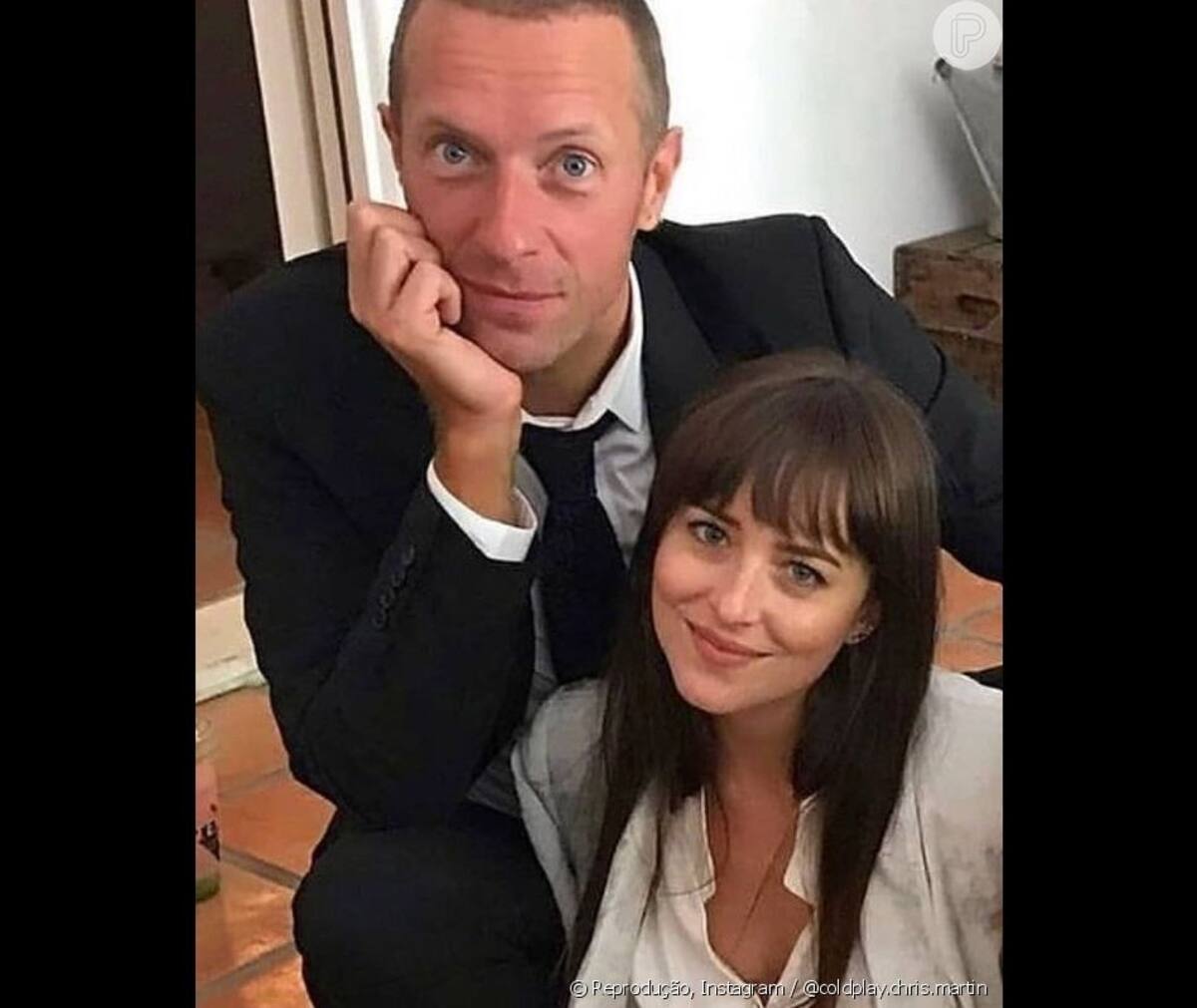 Cris Martin y Dakota Johnson siguen juntos - Créditos: Twitter