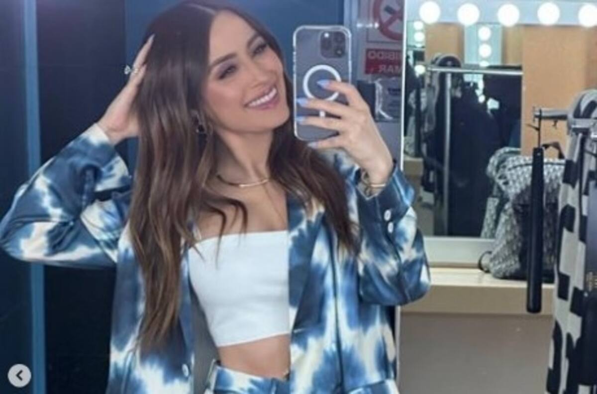 Cynthia Rodríguez presume feliz su diminuta pancita de embarazo
