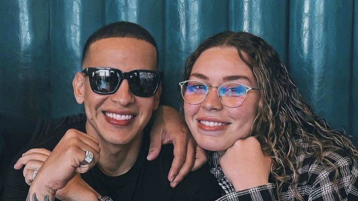 La enfermedad de Daddy Yankee que lo obliga a retirarse y que heredó a una de sus hijas