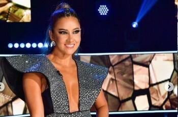 Daniella Álvarez baila champeta como parte de su terapia física