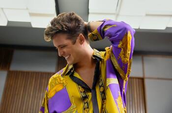 ¡Igualitos! Diego Boneta recrea videoclip de Luis Miguel e impacta por su gran parecido