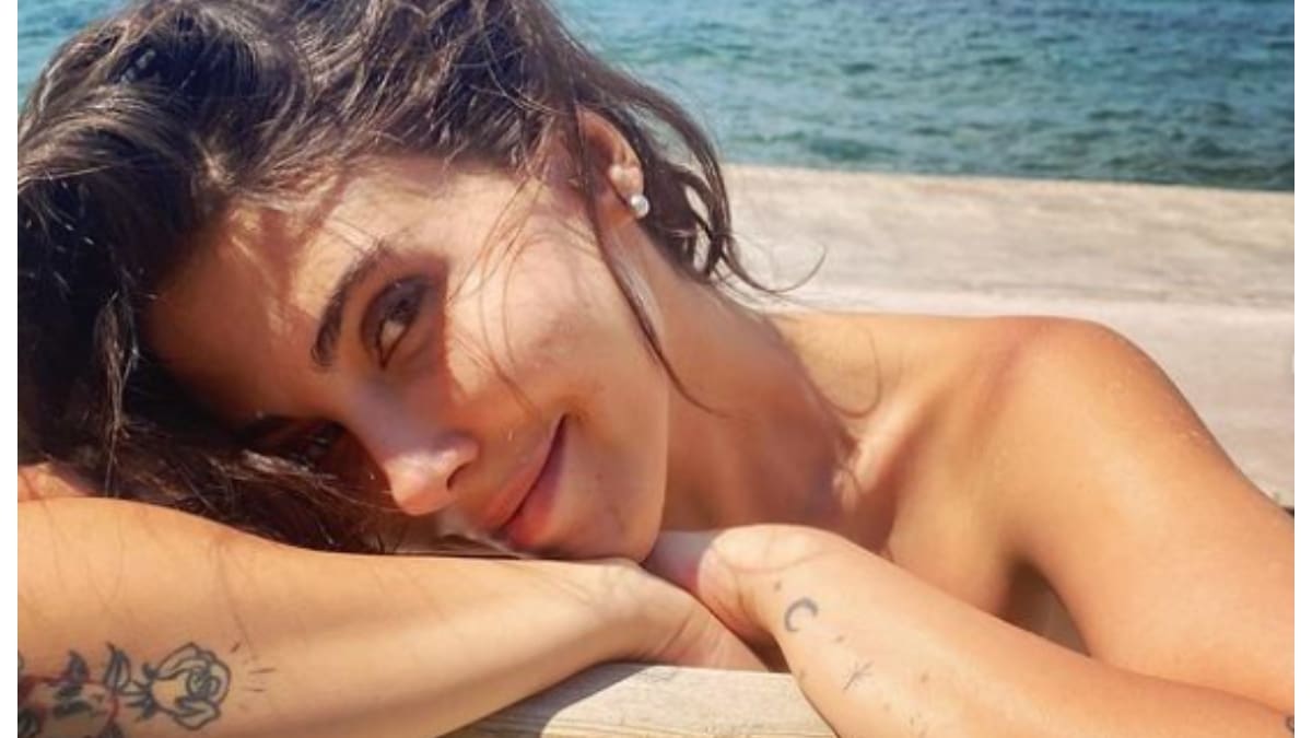 Romance de impacto: famosa actriz turca enamorada de futbolista