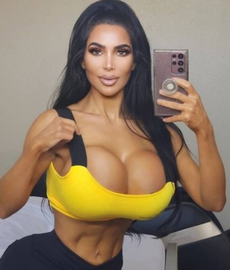Doble de Kim Kardashian muere al someterse a una cirugía para parecerse más a la socialié - Créditos: Instagram