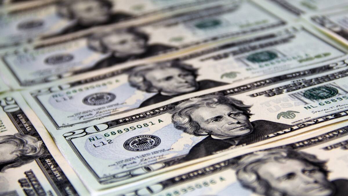 Estas son las poderosas razones por las que tienes una “mala relación” con el dinero y algunos consejos sobre cómo mejorar