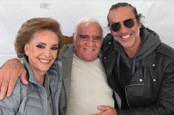 Doña Cuquita reveló que su hijo Alejandro Fernández no puede superar la muerte de Vicente Fernández