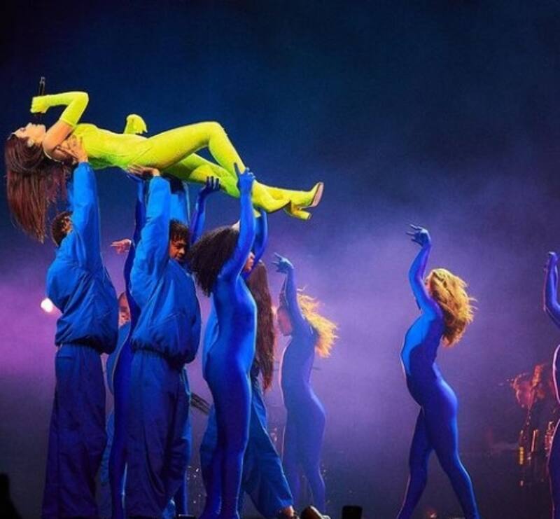 Dua Lipa enloquece a Jimmy Fallon con movimiento de caderas - Créditos: Instagram