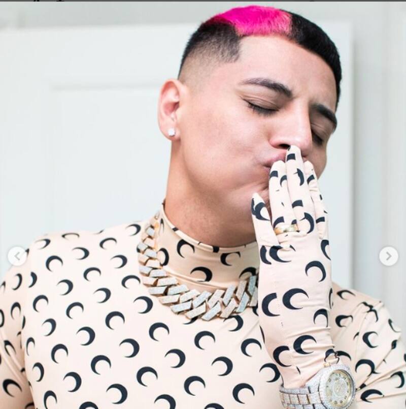 Eduin Caz se confunde de premios - Créditos: Instagram