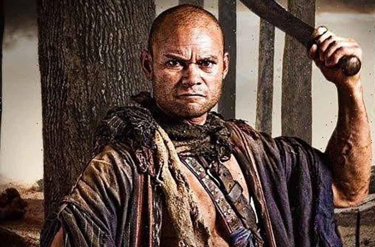 Prematura muerte de actor de “Spartacus” conmociona a protagonista de la serie