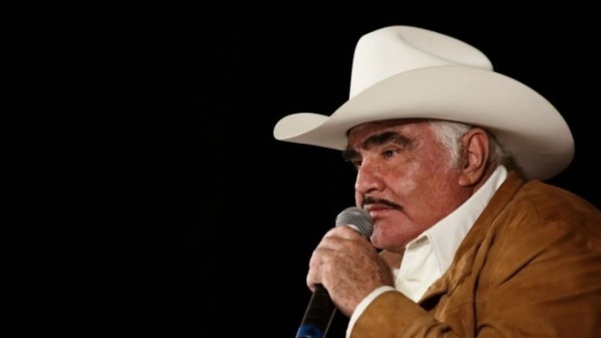 Vigilarán en terapia intensiva recaída de Vicente Fernández