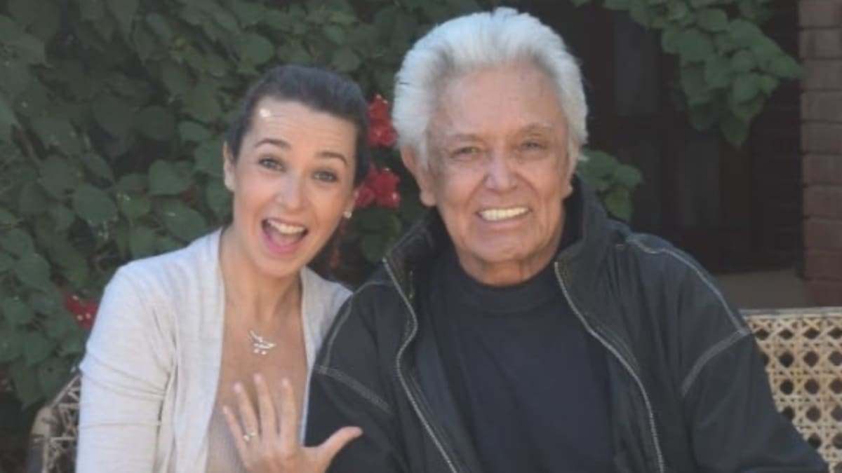 Llegará de nuevo al altar, Alberto Vázquez anunció matrimonio a sus 81 años