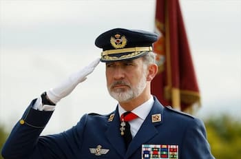 Rey Felipe VI sufre de onicofagia por más que intenta que nadie se dé cuenta