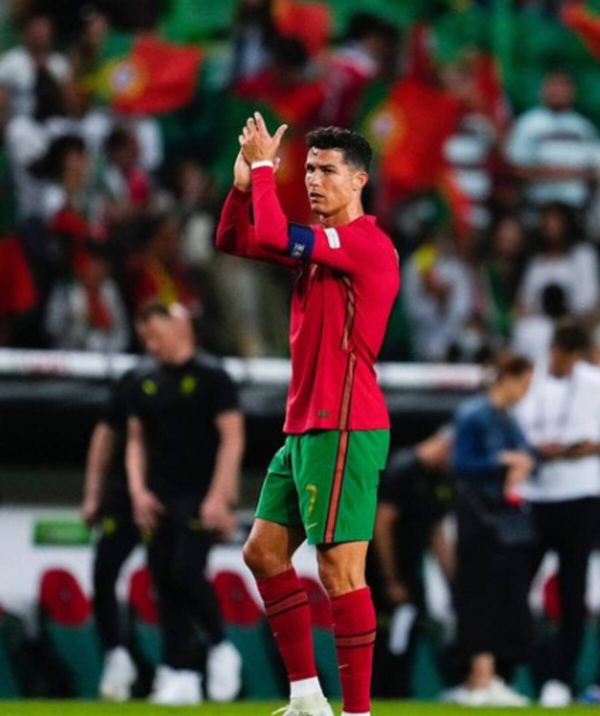 El gesto de Cristiano Ronaldo con menor que burló la seguridad para conocerlo - Créditos: Instagram
