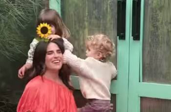Karla Souza muestra como nunca imágenes inéditas de sus hijos con un emotivo mensaje