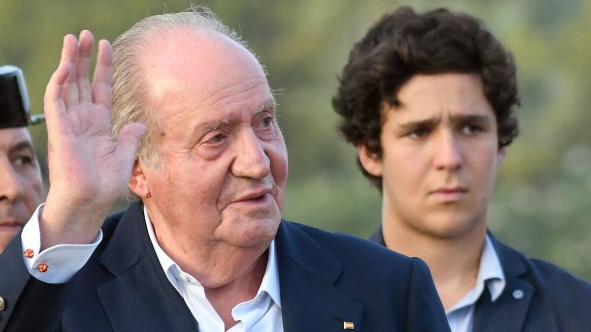 Froilán sigue pasos de su abuelo Juan Carlos I al desatenderse por completo de la realeza española
