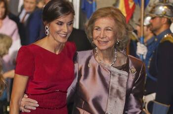 El polémico gesto entre la reina Letizia y su suegra que esta causando indignación