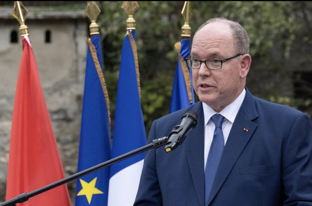 Captan al príncipe Alberto pasando un tiempo con su hijo Alexandre Grimaldi-Coste